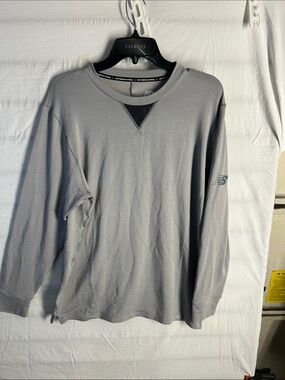 New Balance Men's Light Gray Long-Sleeve Performance Tee